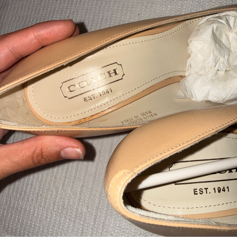 Coach Alison D4 Nude Leather Kitten Heels Size 8B Made in Italy NWOT - Picture 11 of 11